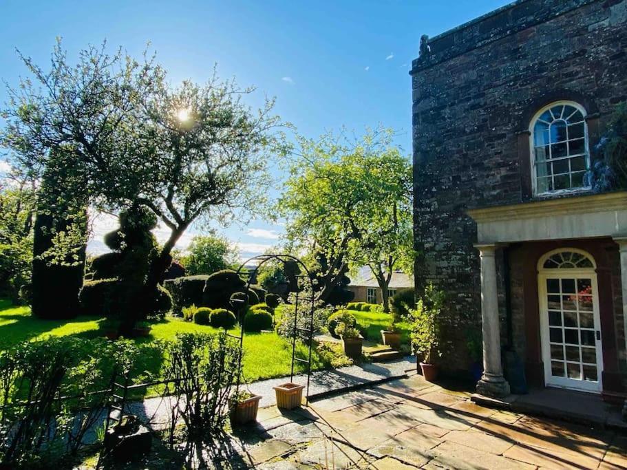 Unique Country Estate Nr Mountains & Beach Silloth Exteriör bild